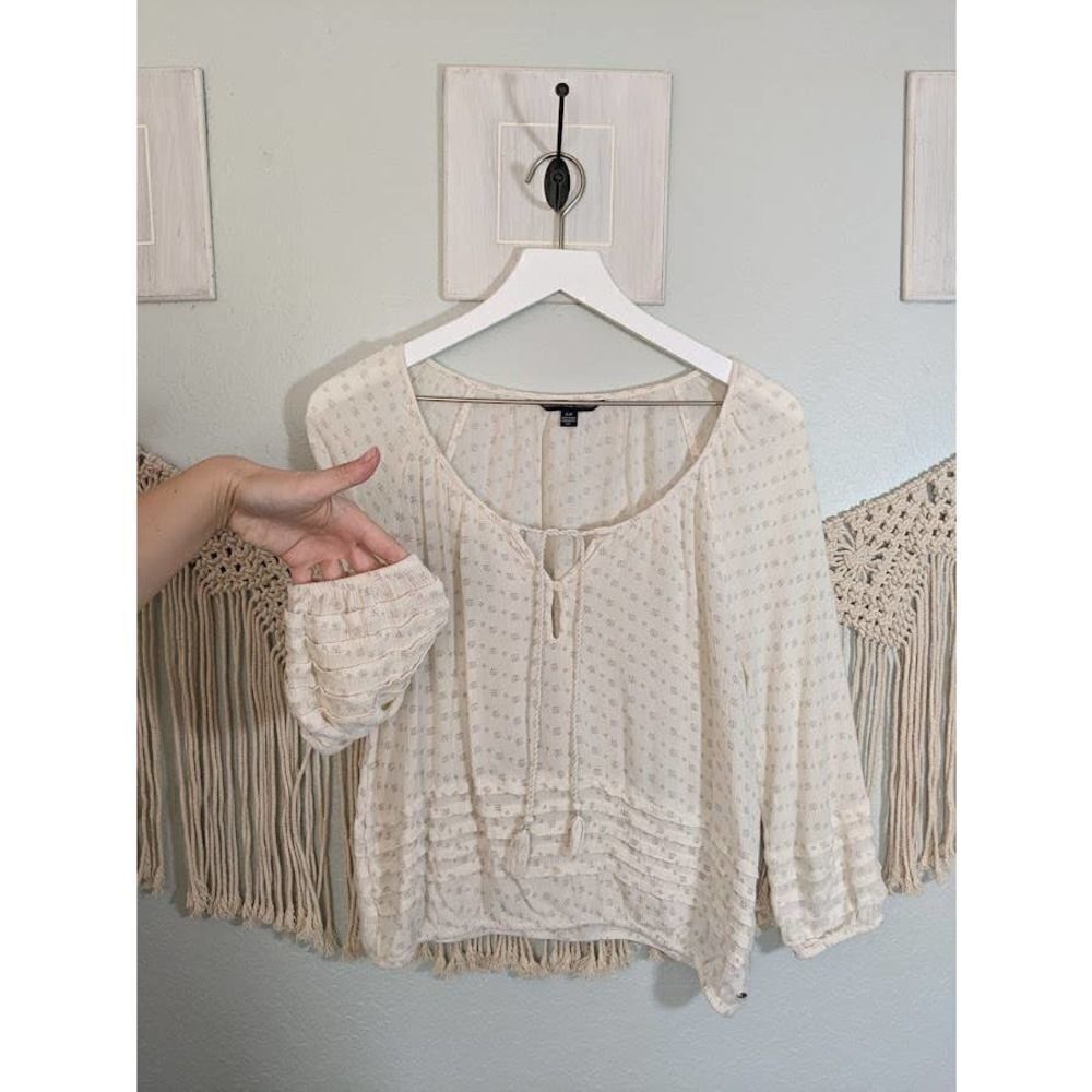 AMERICAN Eagle Ivory Detailed Blouse - Picture 3 of 11
